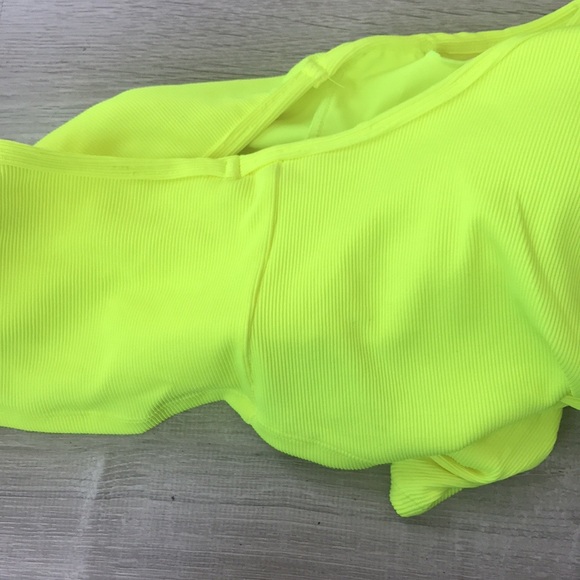 NWOT BCBGMAXAZRIA Ribbed Knit Bralette Crop Top neon yellow size XL - Picture 6 of 8